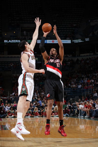 他在整个四 他在整个四