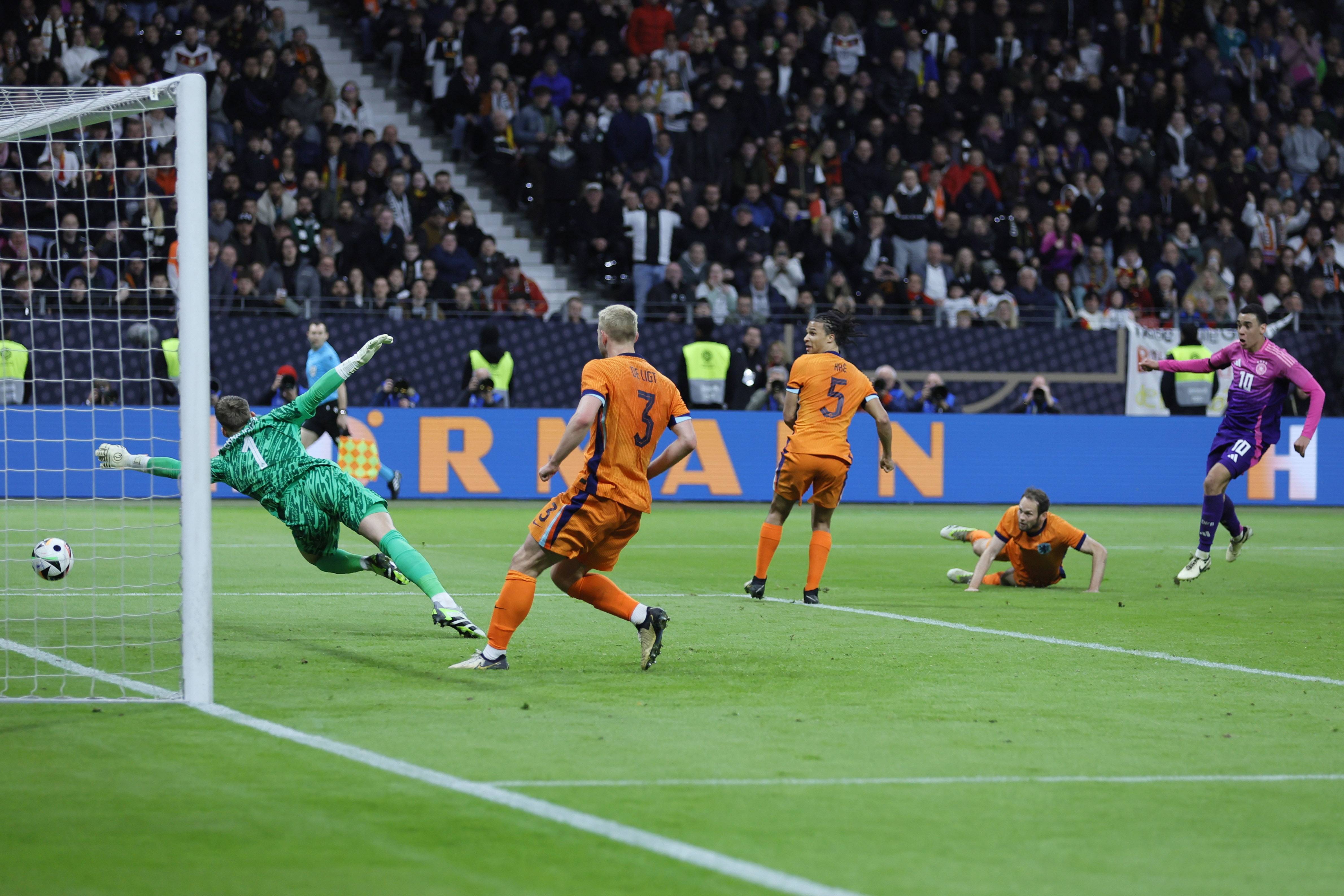 都是朝着同 都是朝着同