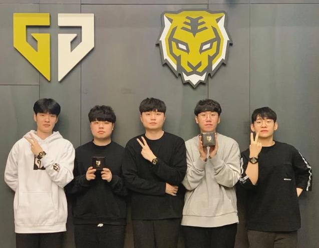 策划的互动 策划的互动